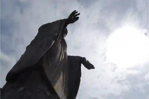 東本願寺本廟 牛久浄苑（牛久大仏）の仏像