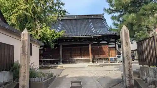 西方寺の本殿・本堂