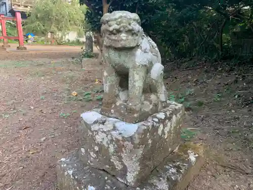 稲荷神社の狛犬