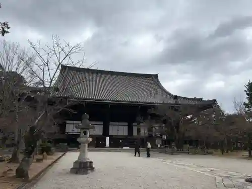 真正極楽寺（真如堂）の{uncategorized: "未分類", other: "その他", undefined: "問題あり", building: "その他建物", grave: "お墓", sacred_gate: "鳥居", guardian: "狛犬", statue: "像", buddha: "仏像", history: "歴史", nature: "自然", garden: "庭園", animal: "動物", pagoda: "塔", temizu: "手水舎", mountain_gate: "山門・神門", sanctuary: "本殿・本堂", subordinate: "末社・摂社", art: "芸術", scenery: "景色", jizo: "地蔵", ema: "絵馬", goshuin: "御朱印", omikuji: "おみくじ", items: "授与品その他", amulet: "お守り", goshuincho: "御朱印帳", eats: "食事", festival: "お祭り", votive_dance: "神楽", shichigosan: "七五三参", wedding: "結婚式", experience: "体験その他", initially: "初詣", around: "周辺", anti_infection: "感染症対策"}