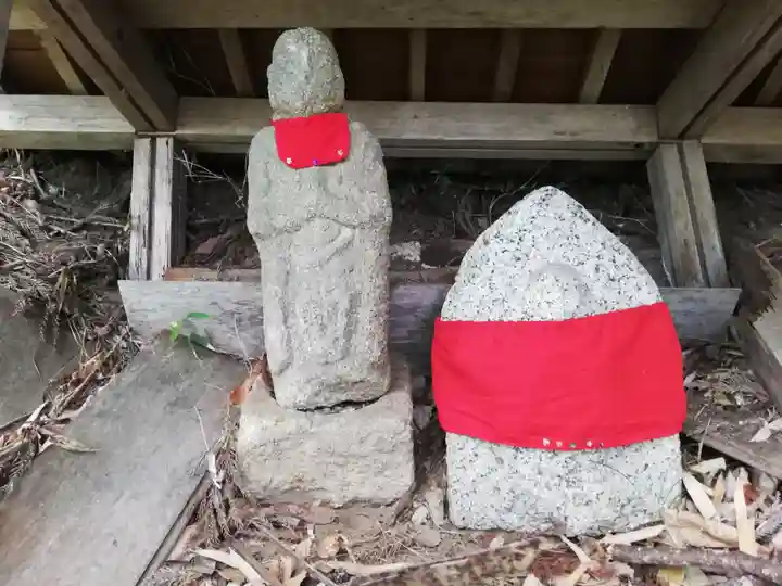 八幡神社の地蔵