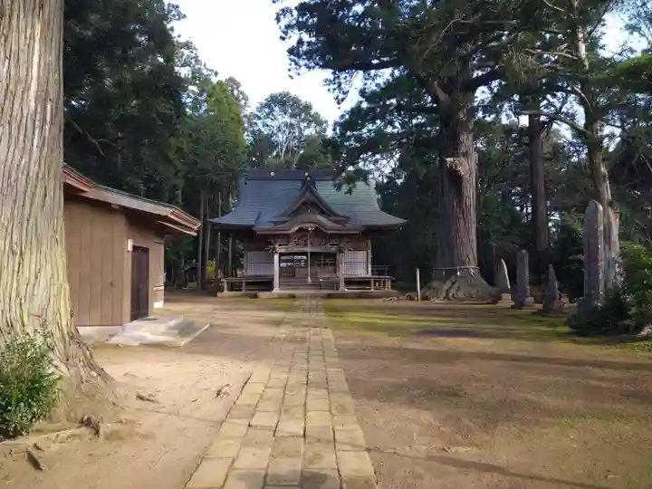 松山神社の本殿・本堂