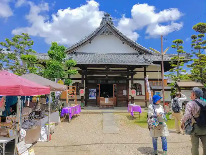 松應寺の本殿