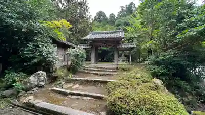 観成院の山門・神門