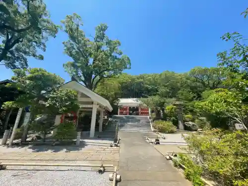 淵神社の{uncategorized: "未分類", other: "その他", undefined: "問題あり", building: "その他建物", grave: "お墓", sacred_gate: "鳥居", guardian: "狛犬", statue: "像", buddha: "仏像", history: "歴史", nature: "自然", garden: "庭園", animal: "動物", pagoda: "塔", temizu: "手水舎", mountain_gate: "山門・神門", sanctuary: "本殿・本堂", subordinate: "末社・摂社", art: "芸術", scenery: "景色", jizo: "地蔵", ema: "絵馬", goshuin: "御朱印", omikuji: "おみくじ", items: "授与品その他", amulet: "お守り", goshuincho: "御朱印帳", eats: "食事", festival: "お祭り", votive_dance: "神楽", shichigosan: "七五三参", wedding: "結婚式", experience: "体験その他", initially: "初詣", around: "周辺", anti_infection: "感染症対策"}