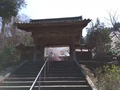 西雲寺の山門・神門
