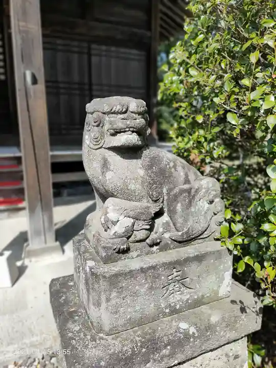 網戸神社の狛犬