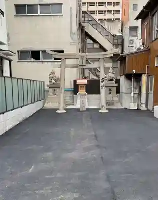 広布山 本覚寺の鳥居