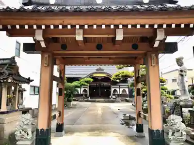 清源寺の山門・神門