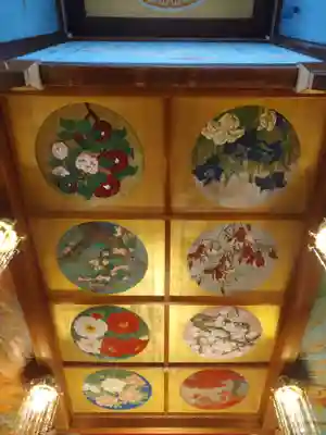 鳥居観音の芸術