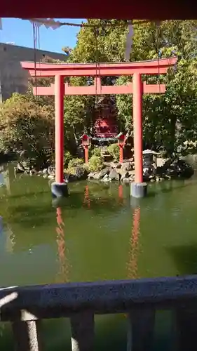 川原神社の末社・摂社