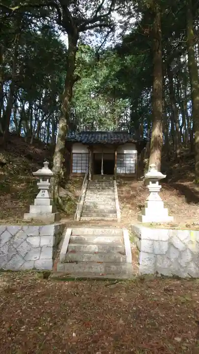 八代神社の本殿・本堂