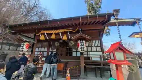 伊香保神社の{uncategorized: "未分類", other: "その他", undefined: "問題あり", building: "その他建物", grave: "お墓", sacred_gate: "鳥居", guardian: "狛犬", statue: "像", buddha: "仏像", history: "歴史", nature: "自然", garden: "庭園", animal: "動物", pagoda: "塔", temizu: "手水舎", mountain_gate: "山門・神門", sanctuary: "本殿・本堂", subordinate: "末社・摂社", art: "芸術", scenery: "景色", jizo: "地蔵", ema: "絵馬", goshuin: "御朱印", omikuji: "おみくじ", items: "授与品その他", amulet: "お守り", goshuincho: "御朱印帳", eats: "食事", festival: "お祭り", votive_dance: "神楽", shichigosan: "七五三参", wedding: "結婚式", experience: "体験その他", initially: "初詣", around: "周辺", anti_infection: "感染症対策"}
