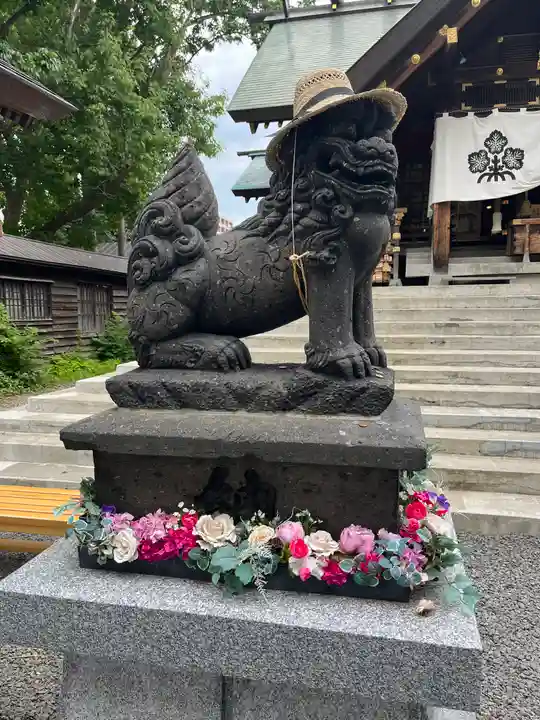 札幌諏訪神社の狛犬