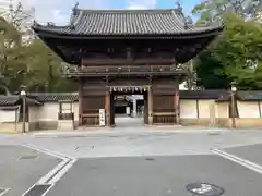 魚吹八幡神社の山門