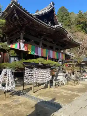 岡寺（龍蓋寺）の本殿・本堂