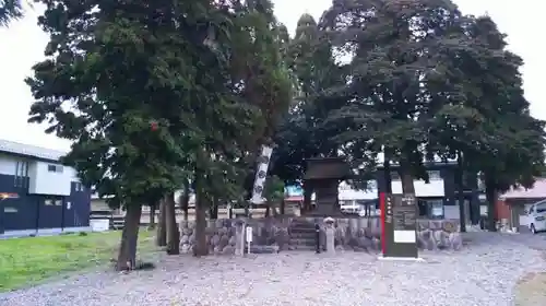 白山神社の建物その他