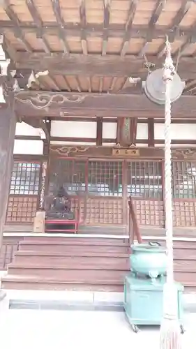 極楽寺の本殿・本堂