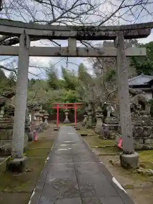 松江城山稲荷神社の鳥居