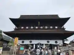 善光寺の山門