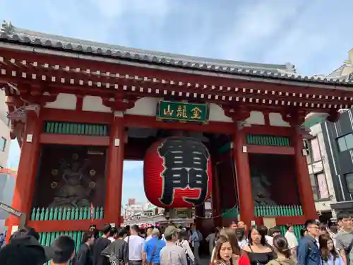 浅草寺の山門