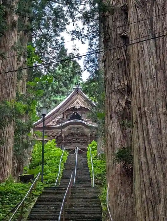 戸隠神社宝光社の本殿・本堂