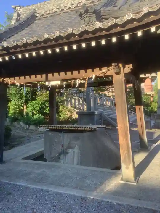 神前神社の手水舎