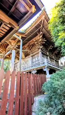 登渡神社の本殿・本堂