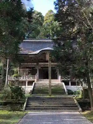 上日寺の本殿・本堂
