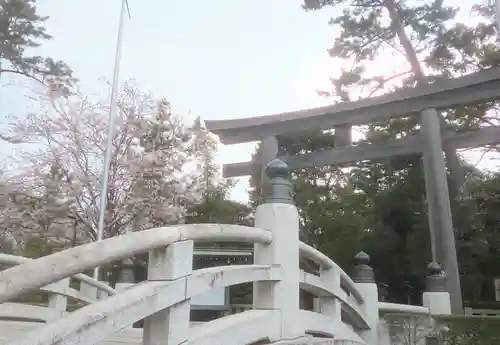 寒川神社の鳥居