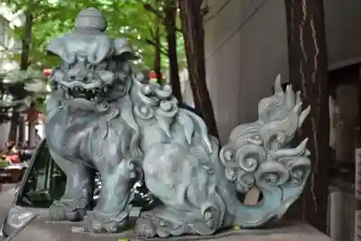 花園神社の狛犬