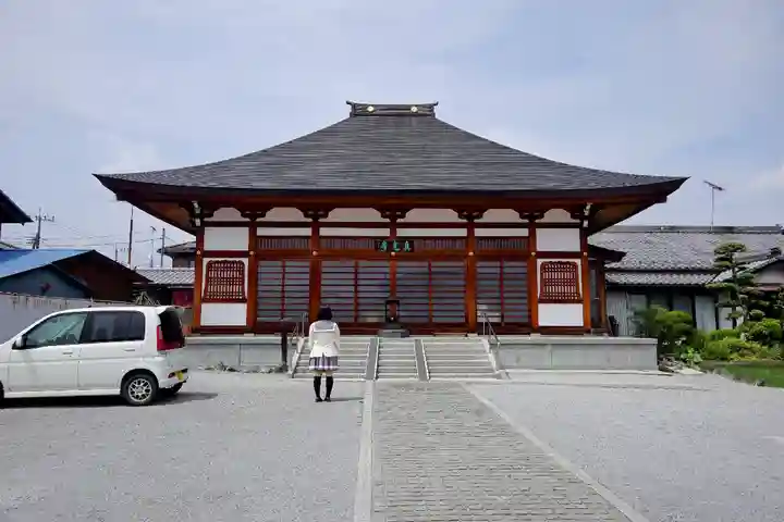 真光寺の本殿・本堂