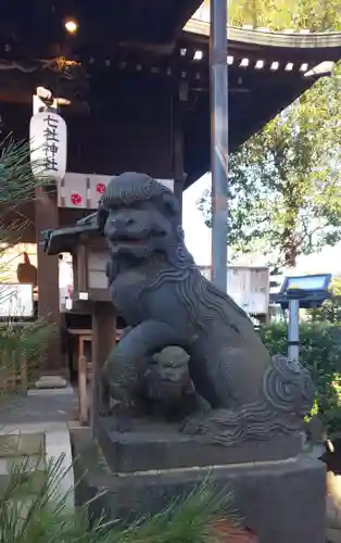 七社神社の狛犬