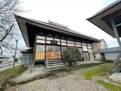 流古山満蔵寺の本殿・本堂