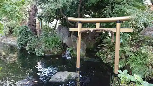 愛宕神社の庭園