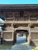 刈田嶺神社の山門・神門
