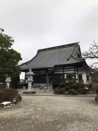 光照寺の本殿・本堂