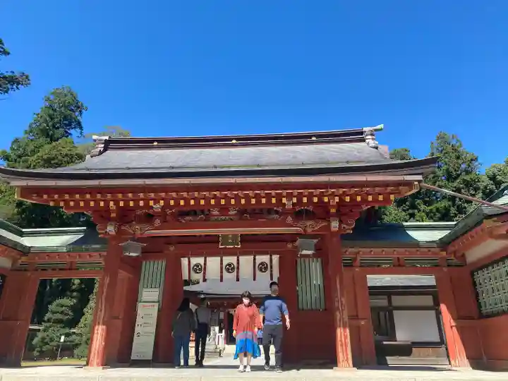 志波彦神社・鹽竈神社の山門・神門