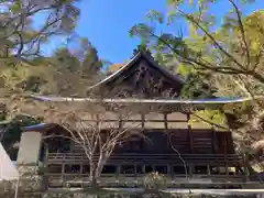 八葉寺の本殿