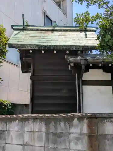 神明神社の{uncategorized: "未分類", other: "その他", undefined: "問題あり", building: "その他建物", grave: "お墓", sacred_gate: "鳥居", guardian: "狛犬", statue: "像", buddha: "仏像", history: "歴史", nature: "自然", garden: "庭園", animal: "動物", pagoda: "塔", temizu: "手水舎", mountain_gate: "山門・神門", sanctuary: "本殿・本堂", subordinate: "末社・摂社", art: "芸術", scenery: "景色", jizo: "地蔵", ema: "絵馬", goshuin: "御朱印", omikuji: "おみくじ", items: "授与品その他", amulet: "お守り", goshuincho: "御朱印帳", eats: "食事", festival: "お祭り", votive_dance: "神楽", shichigosan: "七五三参", wedding: "結婚式", experience: "体験その他", initially: "初詣", around: "周辺", anti_infection: "感染症対策"}