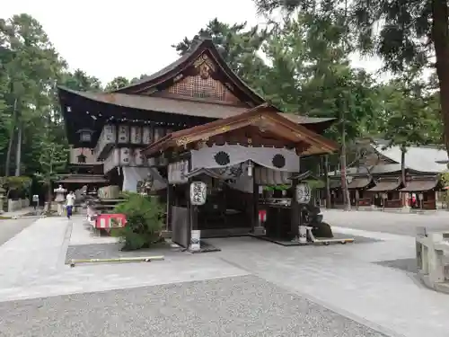 建部大社の本殿