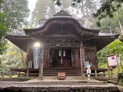 真福寺の本殿・本堂