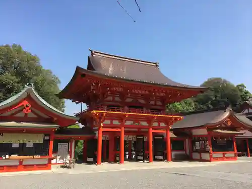 近江神宮の山門・神門