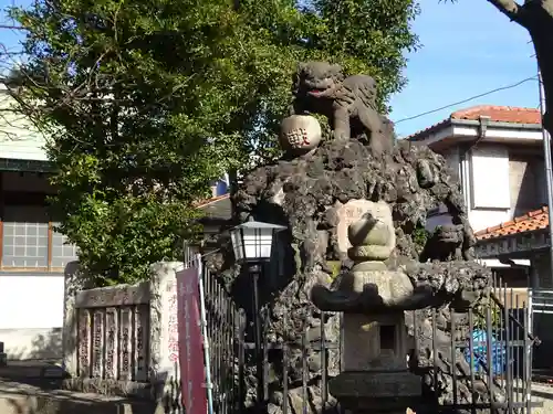 吾妻神社の狛犬