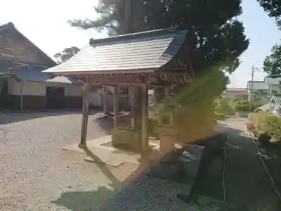 八所神社の手水舎