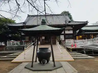 新井薬師(梅照院)の本殿・本堂