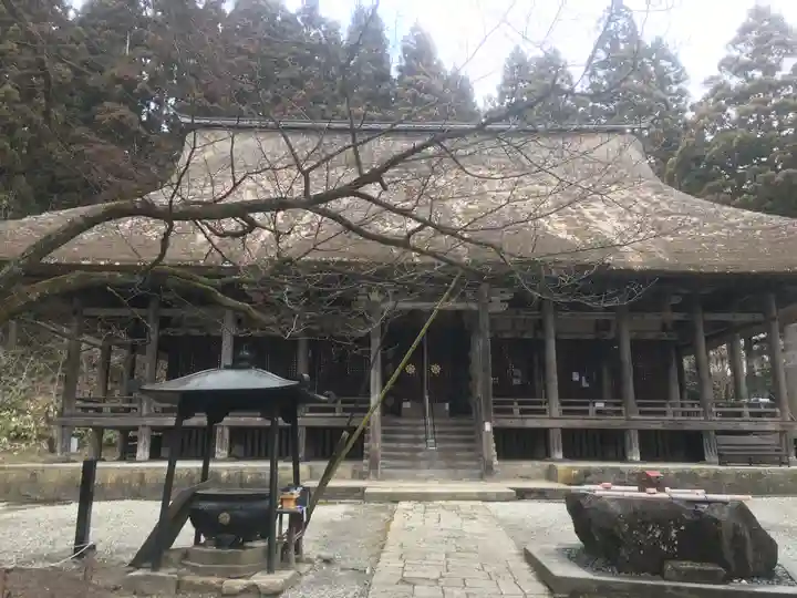 慈恩寺の本殿・本堂