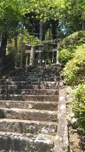 三所神社の鳥居