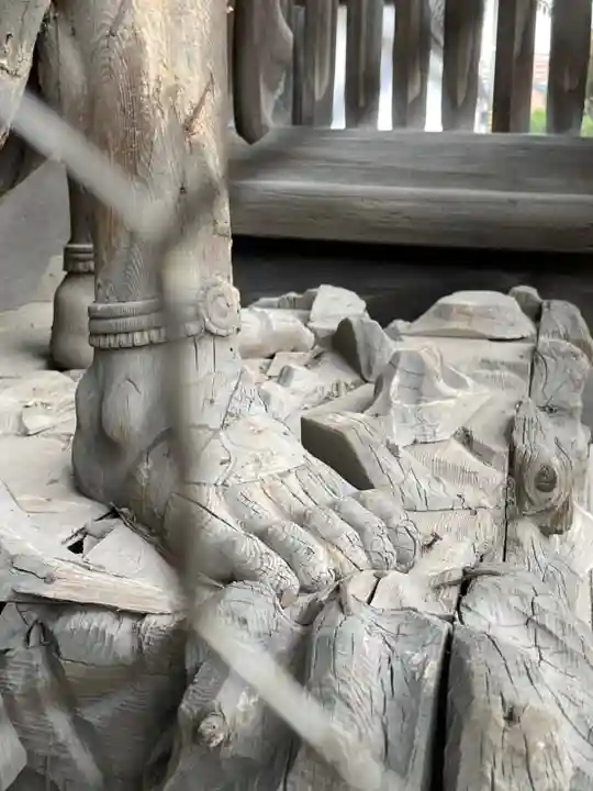 十輪寺の山門・神門