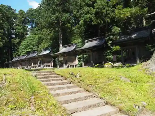 出羽神社(出羽三山神社)～三神合祭殿～の末社・摂社